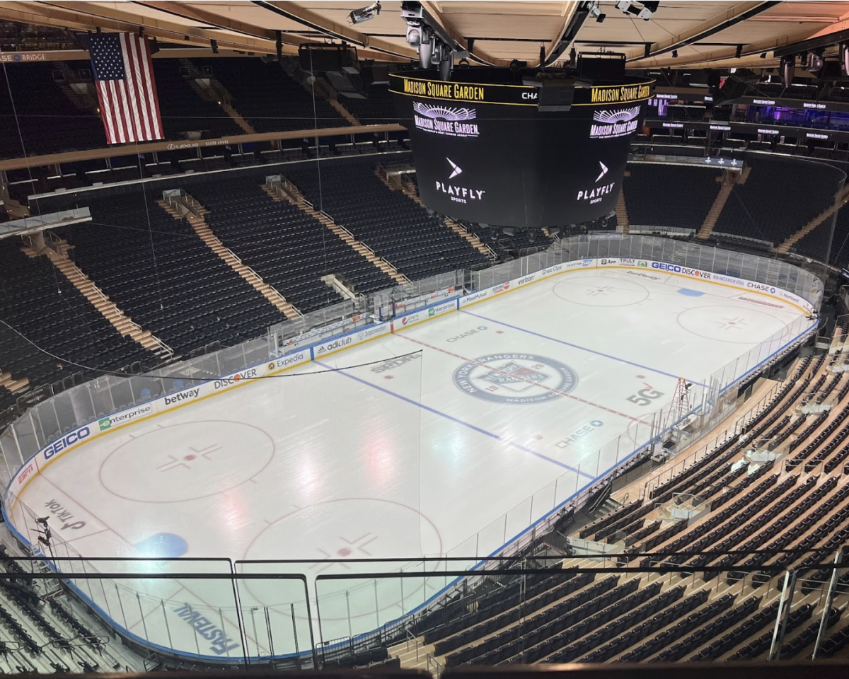 Madison+Square+Garden%2C+the+home+of+the+Rangers%2C+will+be+filled+with+fans+as+they+make+a+playoff+push.